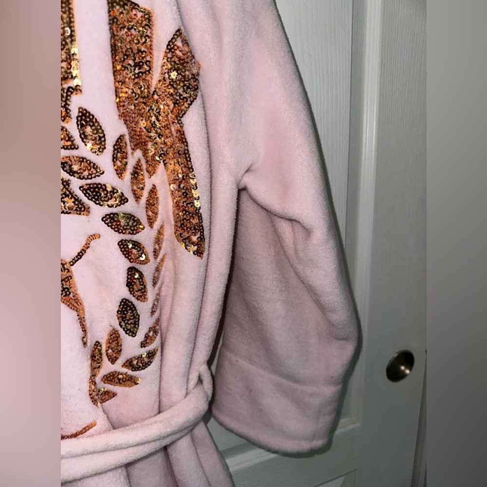 PINK VS Robe - Picture 7 of 15